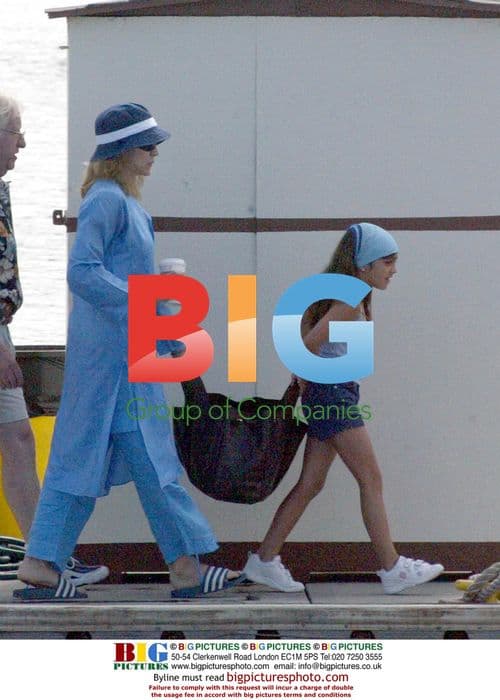 Madonna and Guy Richie with kids on boat