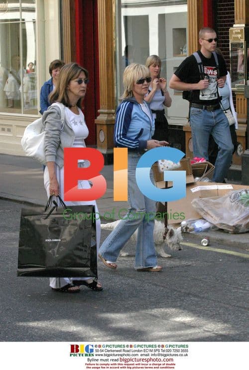 Lulu Shopping with Dog and Friend