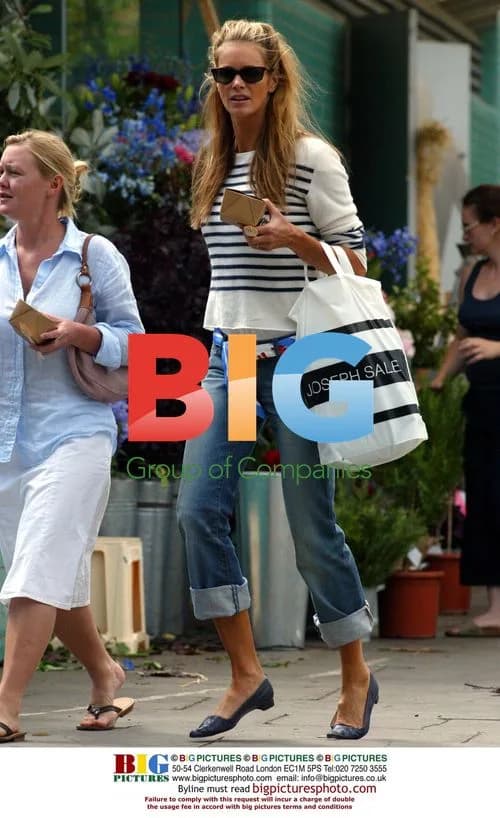 Elle Macpherson shops in Notting Hill