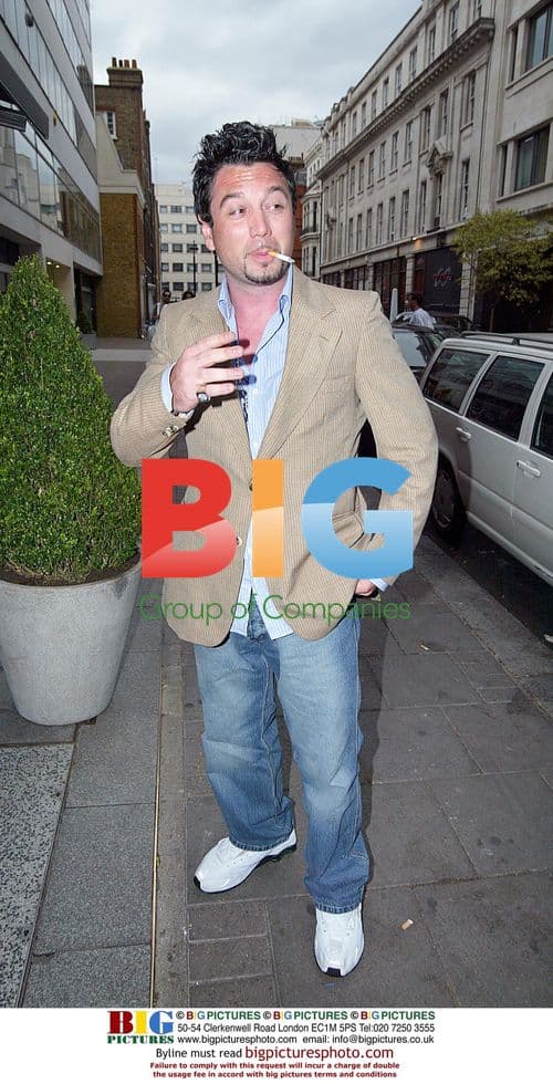 Singer Huey of The Funloving Criminals