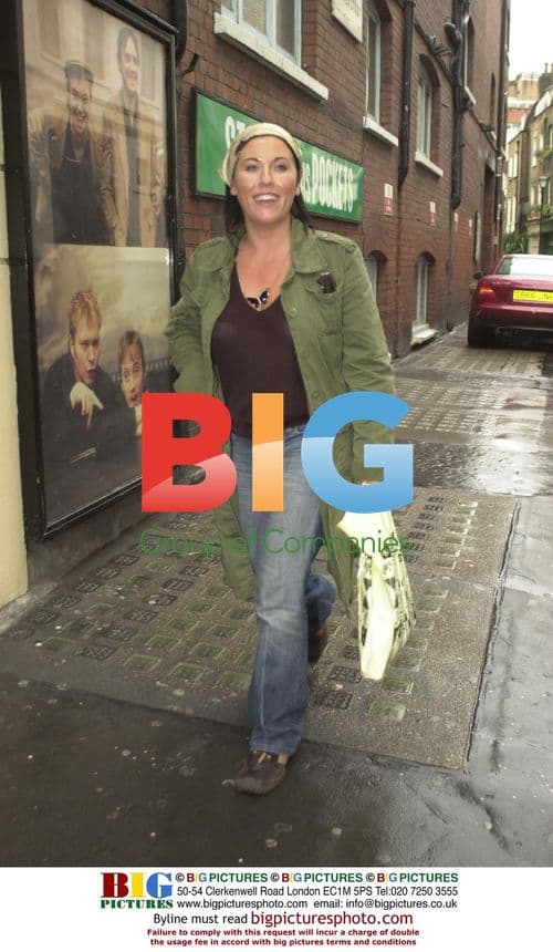 Jessie Wallace and boyfriend Dave Morgan at The Ivy