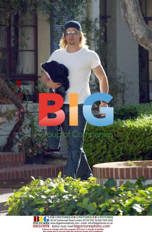 Brad Pitt visits cosmetic clinic in Beverly Hills