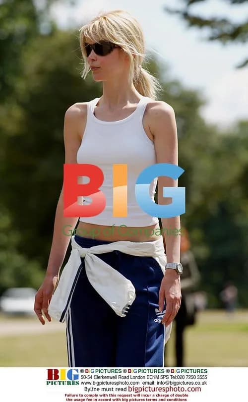 Claudia Schiffer Walks Through Hyde Park
