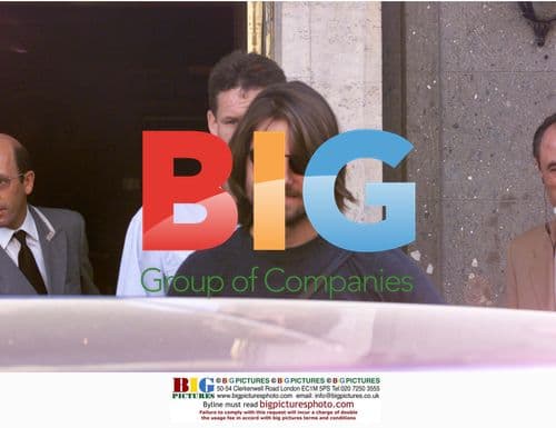 Tom Cruise and Penelope Cruz say goodbye