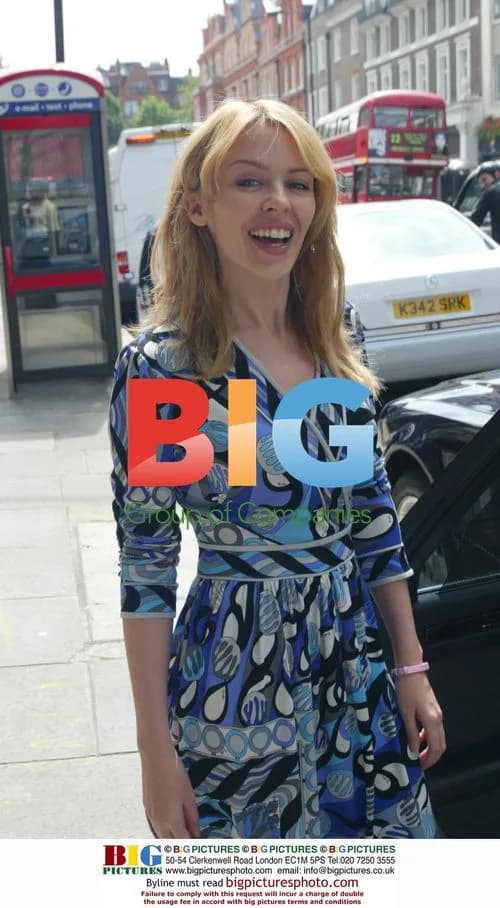 Kylie Minogue Shopping in West London