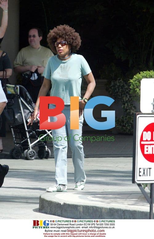 Macy Gray Leaves Beverly Hills Hotel
