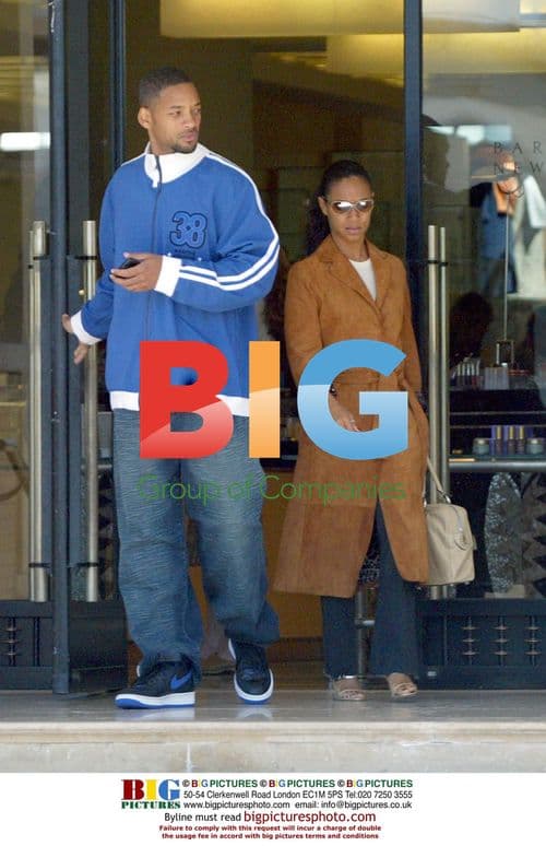 Will Smith and Jada Pinkett shopping