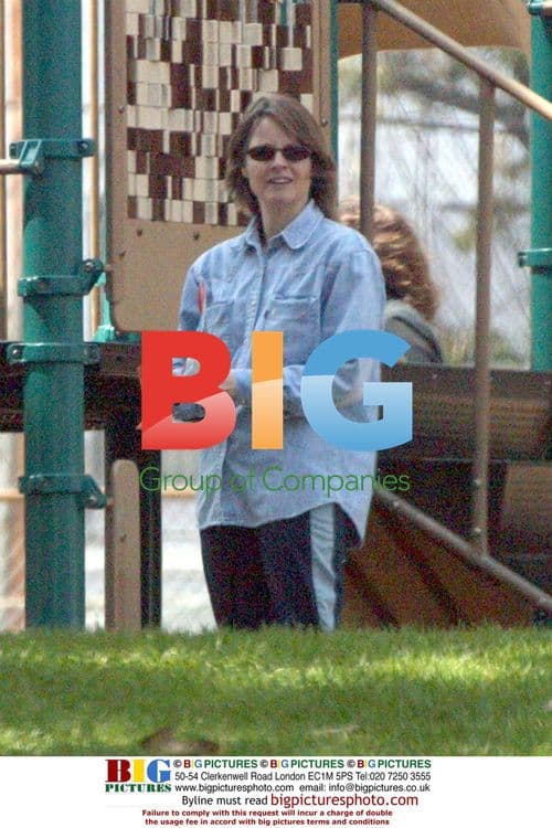 Jodie Foster with kids in West Hollywood