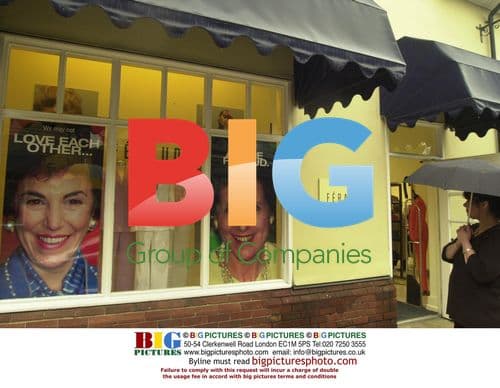 Hailey Bieber Walks the Red Carpet