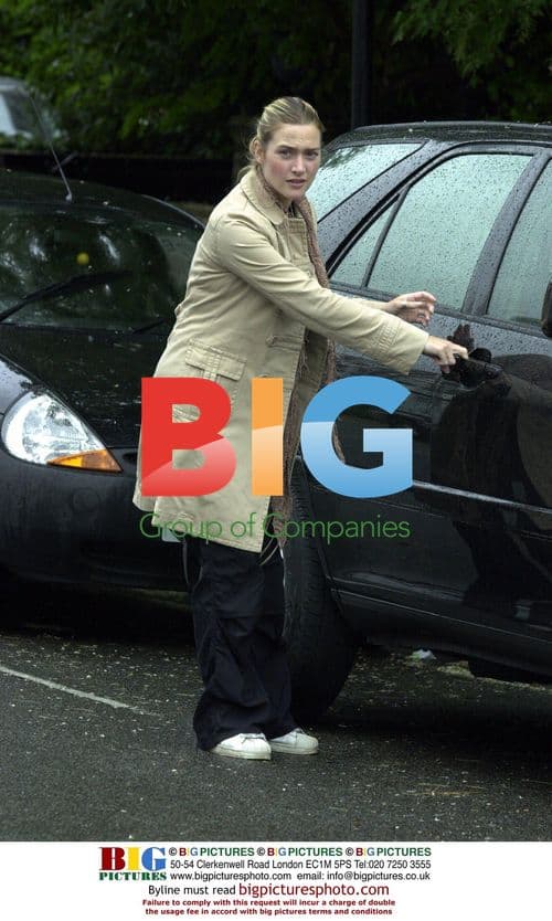 Kate Winslet leaves home with daughter Mia