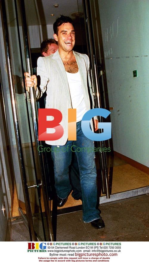 Robbie Williams Leaves Nobu