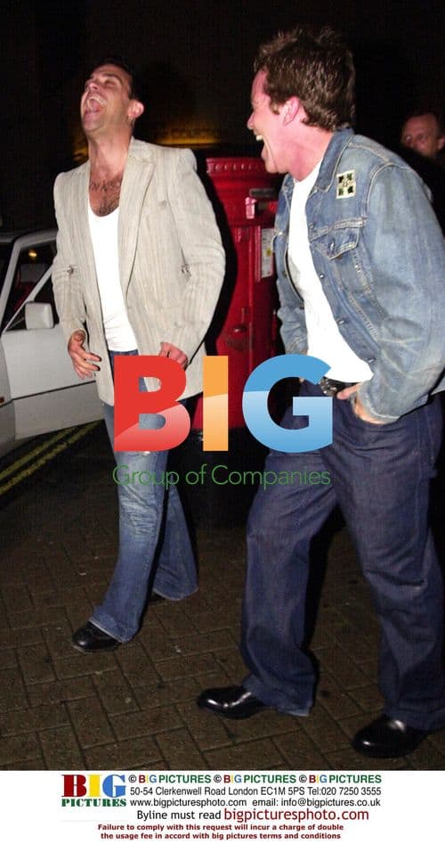 Robbie Williams Laughing Hysterically at Nobu