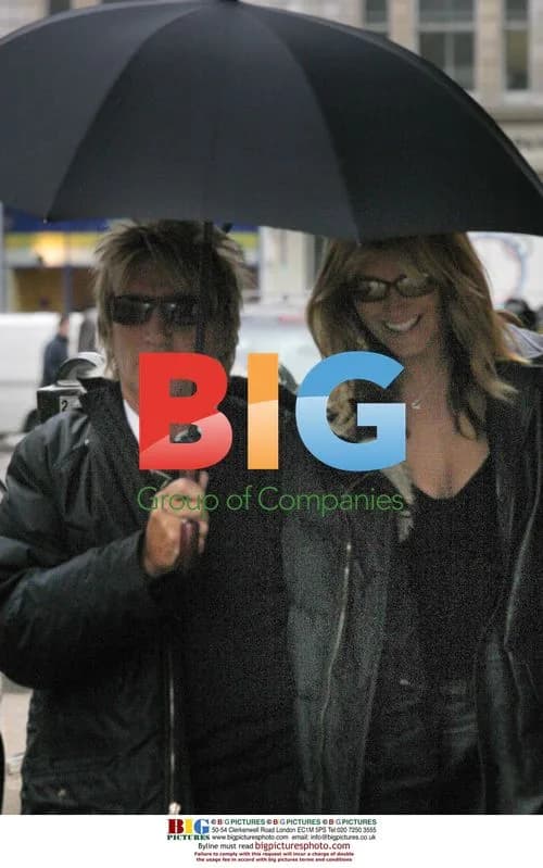 Rod Stewart and Penny Lancaster Shopping