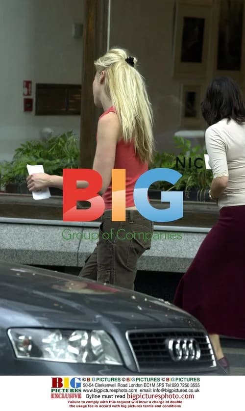 Tamara Beckwith Gets Parking Ticket