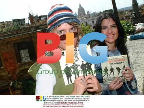 Francesca and Bianka De Fazi outside Colosseum