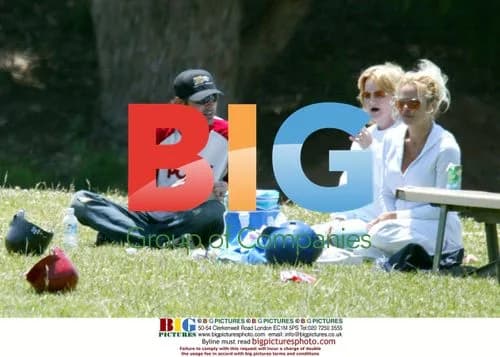 Pam Anderson and Tommy Lee at Son's Game