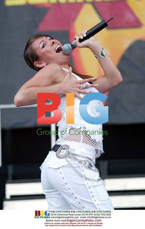 Lisa Scott Lee performing at Summer XS Concert