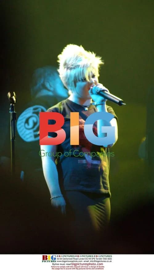 Kelly Osbourne Performs Live at Snicker's Game On Fest