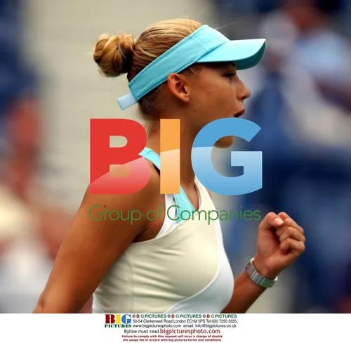 Anna Kournikova celebrates US Open doubles win