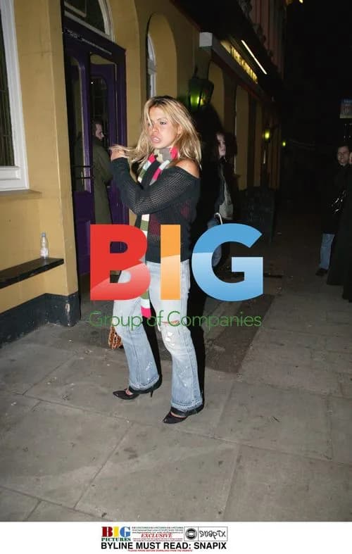Billie Piper Pub Night Out