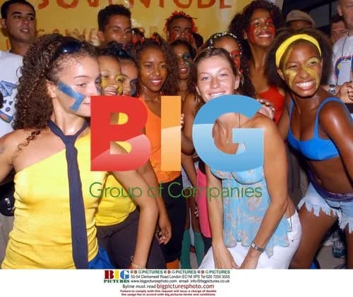 Gisele Bundchen Carnival 2003
