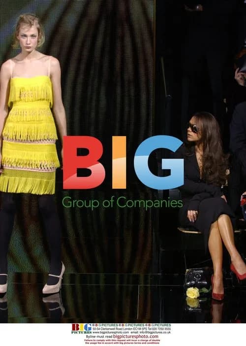 Victoria Beckham and Sister at Dolce & Gabbana Show