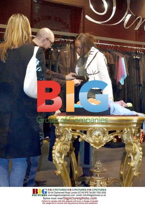 Naomi Campbell Out Shopping in Milan