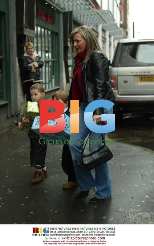 Guests Arrive at Beckham's 4th Birthday Party