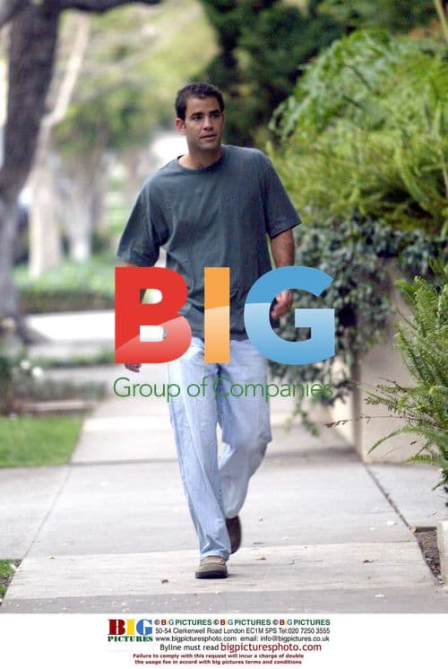 Emma Roberts at Farmer's Market