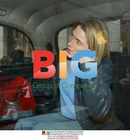 TV Presenter Lisa Rogers Leaves Boyfriend