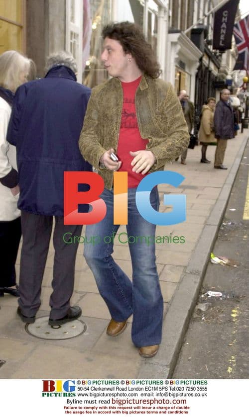 TV Presenter Lisa Rogers Leaves Boyfriend