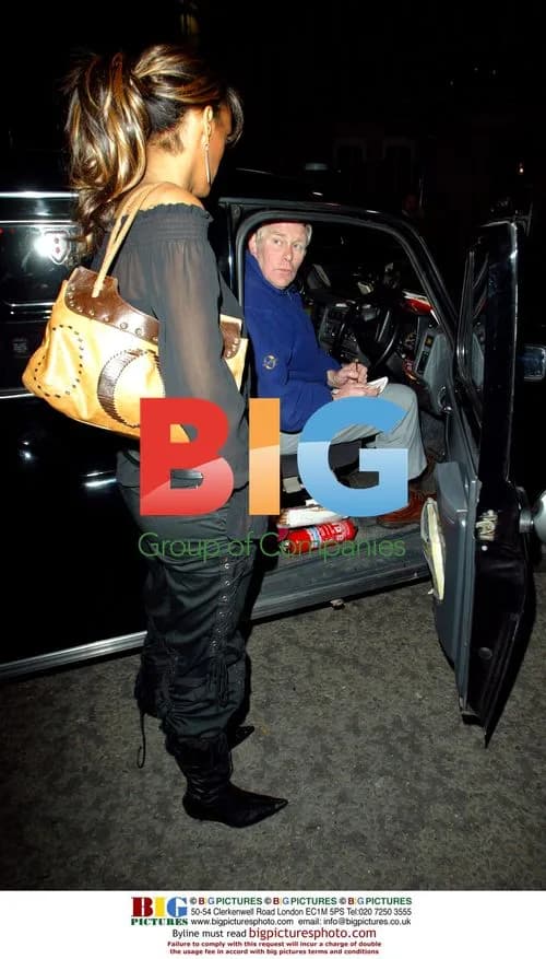 JUDI SHEKONI'S SMART CAR CRASHED BY LONDON TAXI