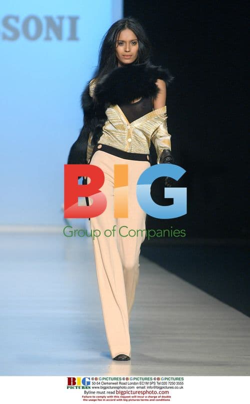 Elton John Performs at Glastonbury