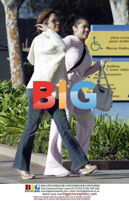 Jennifer Lopez Shopping in West Hollywood