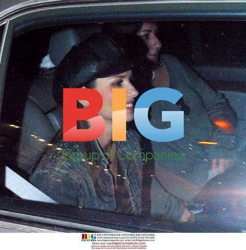 Shania Twain Arriving at Sydney Cocktail Party