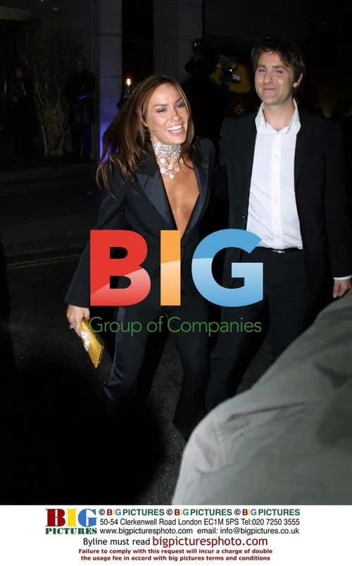 TARA PALMER TOMKINSON at Japanese garden party