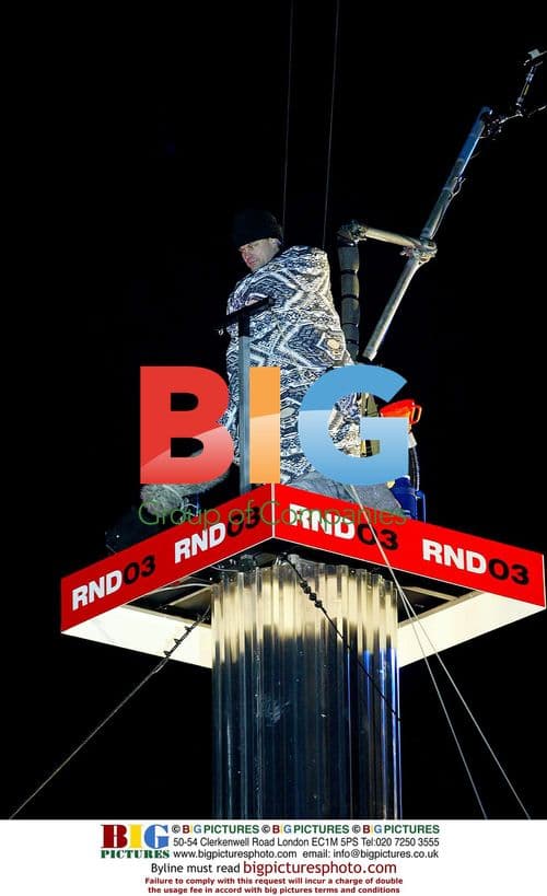 Jack Dee Suspended in Tower for Comic Relief