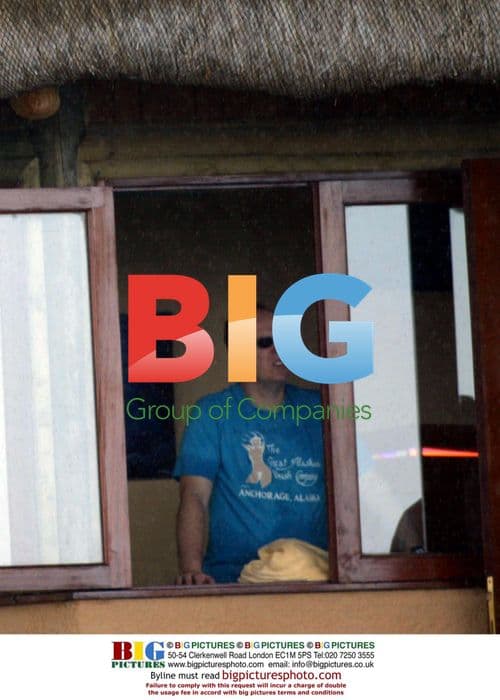 Prince Albert & Girlfriend Relaxing in Mauritius