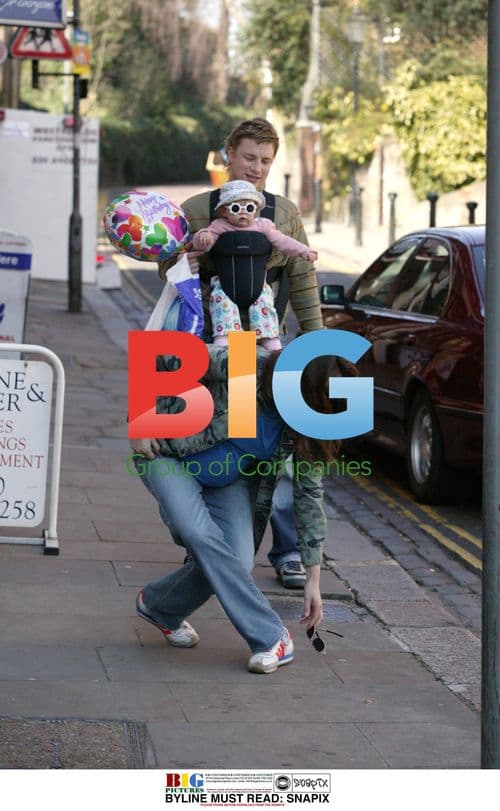 Jamie and Jules Oliver with baby Poppy