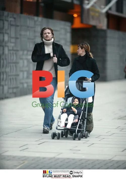 Emmanuel Petit and Family Shopping