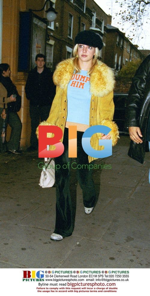 Britney Spears Seen Getting Coffee in London