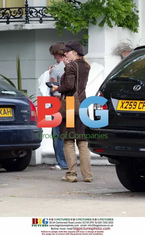 Kate Winslet relaxed in Primrose Hill with baby