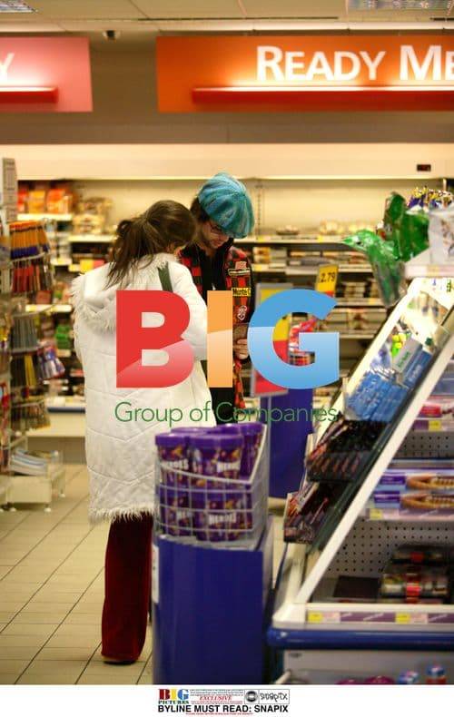 Jay Kay Stops for Fuel and Autographs in London