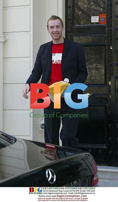 Chris Martin jogging in London