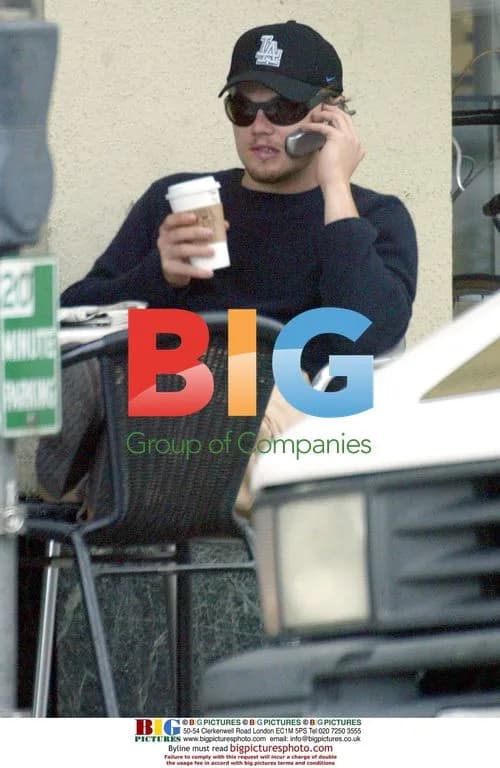 Leonardo DiCaprio Spotted Having Coffee