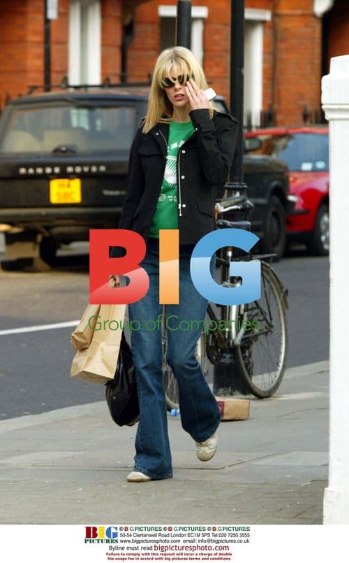 TV Presenter Donna Air Pregnant in London