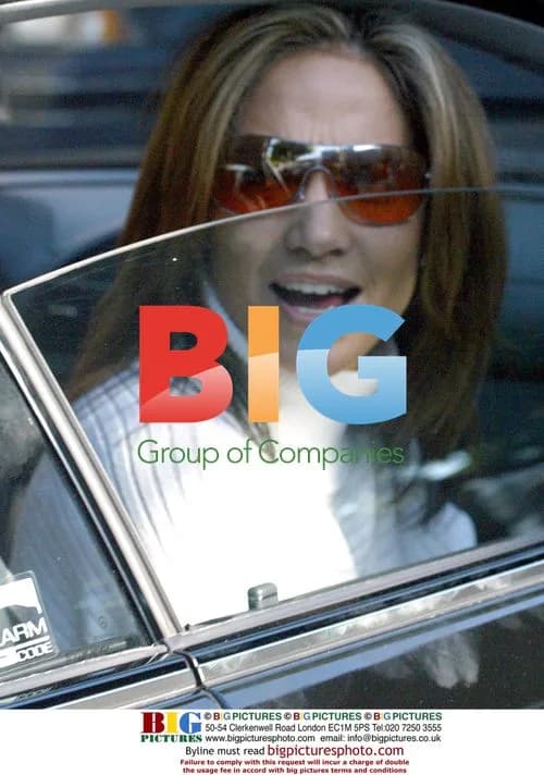 Jennifer Lopez and Ben Affleck lunch and makeout