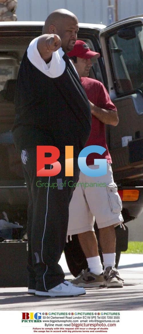 Britney Spears and Mike Kasem board private jet