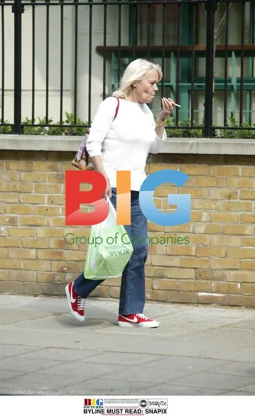 Wendy Richards Takes Posh Stroll