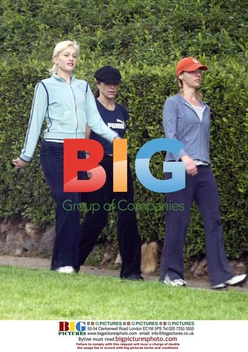 Gwen Stefani Exercising With Friends